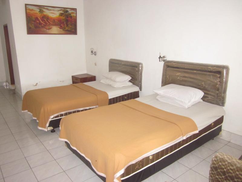 Pulau Bali Hotel Denpasar Redpartner Экстерьер фото